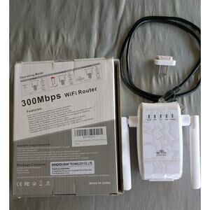 300 Mbps Wireless Wifi AP / Router Booster Extender Model U5 Travel Size